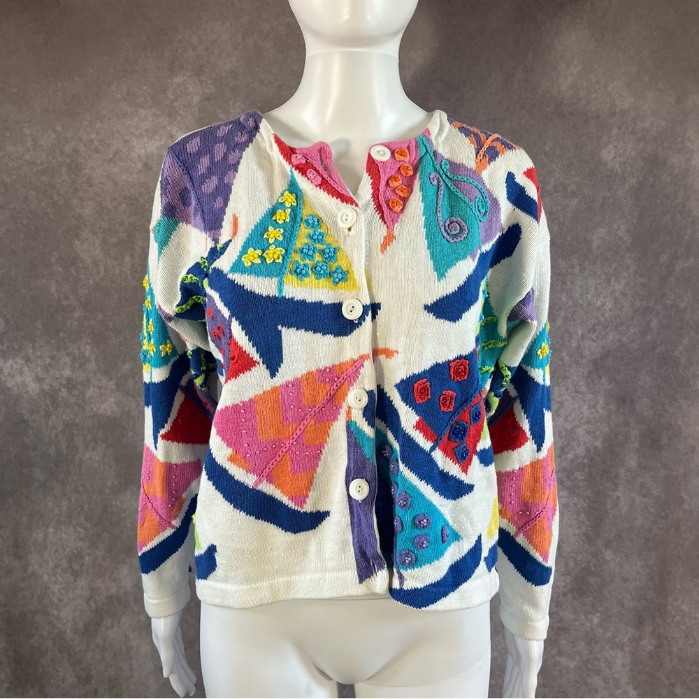Design Options Cardigan Button Up Sweater Size Medium Fun Pattern 80s with Beads - Picture 1 of 9